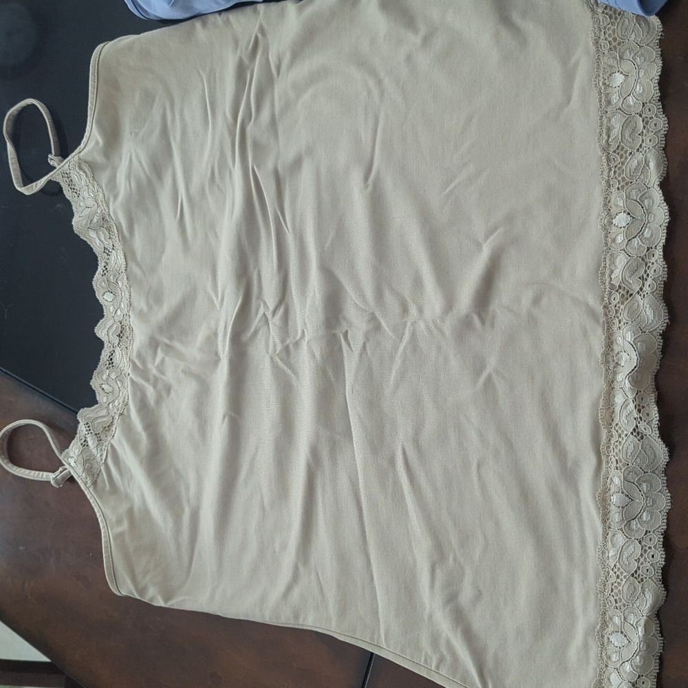 Two tank top bundle - Picture 2 of 3